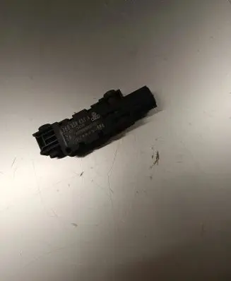 Audi A8 S8 D3 4E Airbag deployment crash/impact sensor 8E0959651A 260308 602432
