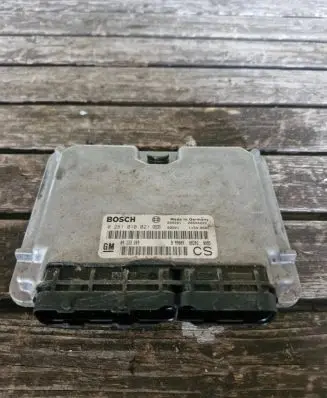 Opel Zafira A Engine control unit/module 09133269 0281010021 28SA4222