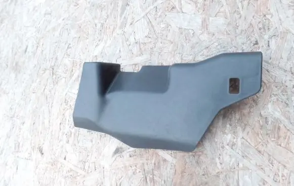 Nissan Primera Centre console side trim front 689202F901