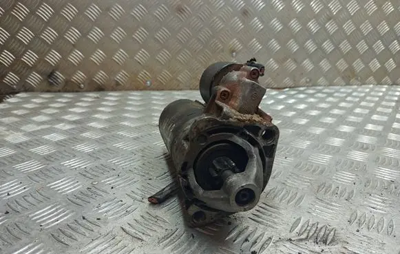 Audi A4 S4 B5 8D Starter motor