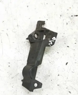 Audi A4 S4 B8 8K Front bumper mounting bracket 8K0807284