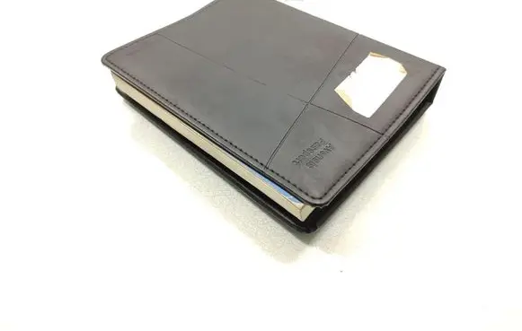 Toyota Avensis T220 Owners service history hand book 