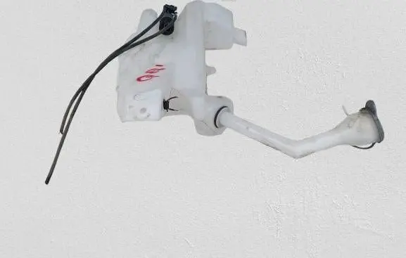 Nissan Qashqai Windshield washer fluid reservoir/tank 289104EA0A