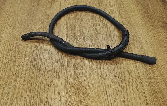 Porsche Macan (95B) Breather hose/pipe 95B941560C