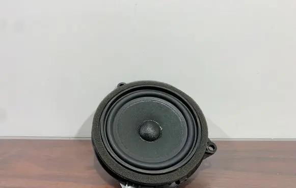 Mini Cooper Countryman F60 Front door speaker 871568501 10597510 604020