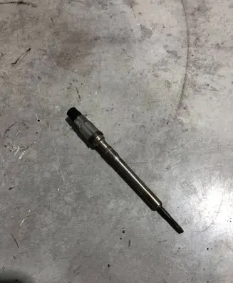 Volkswagen Golf Sportsvan Glow plug 03L905061G