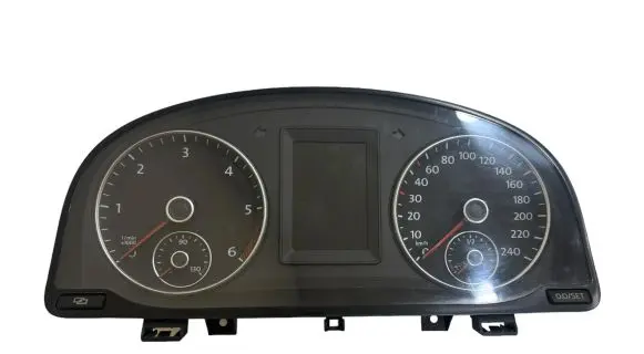 Volkswagen Caddy Speedometer (instrument cluster) 2K0920875A 111901465Z