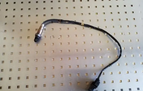 Volkswagen Golf V Lambda probe sensor 03G906262