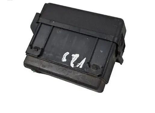 Toyota Corolla Verso AR10 Fuse module 3288YA1