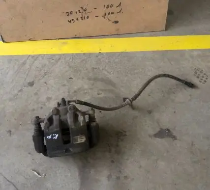 KIA Stonic Front brake caliper LZ58PCX0