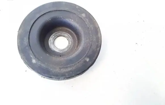 Toyota Yaris Coil spring mount 