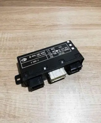 BMW 5 E39 Door control unit/module 6904247