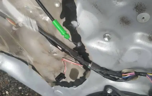 Toyota Avensis T270 Sliding door window regulator with motor