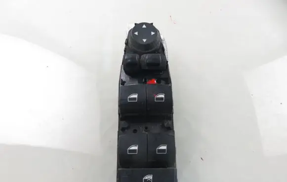 BMW 5 F10 F11 Electric window control switch 9241955