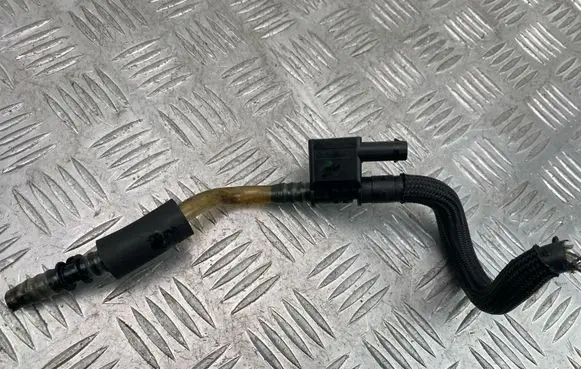 BMW X5 E70 Fuel line pipe 7799965