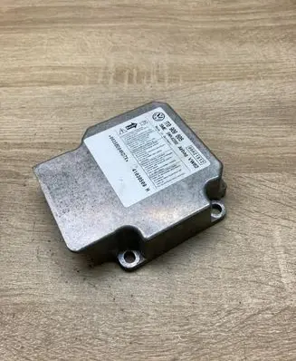 Volkswagen Touran I Airbag control unit/module 1T0909605