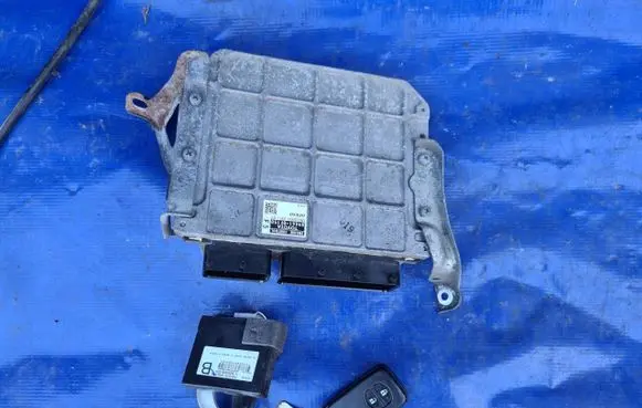Toyota Verso Engine ECU kit and lock set 89661-0F150