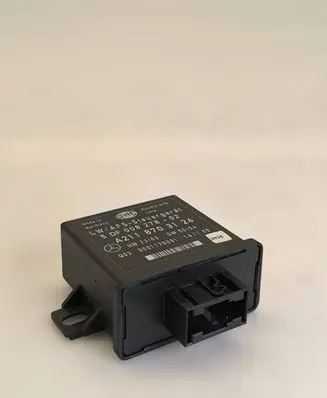 Mercedes-Benz E W211 Light module LCM A2118703126 5DF00827802 0001170081