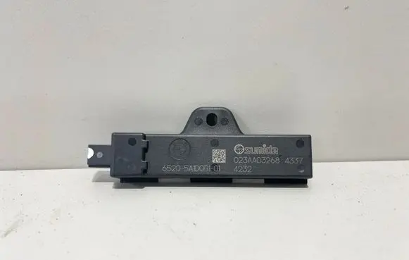 BMW X6 G06 Keyless system antenna 5A1D0B1
