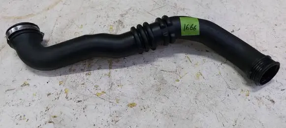 Intercooler hose/pipe
