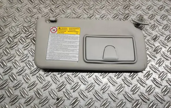 Suzuki SX4 Sun visor