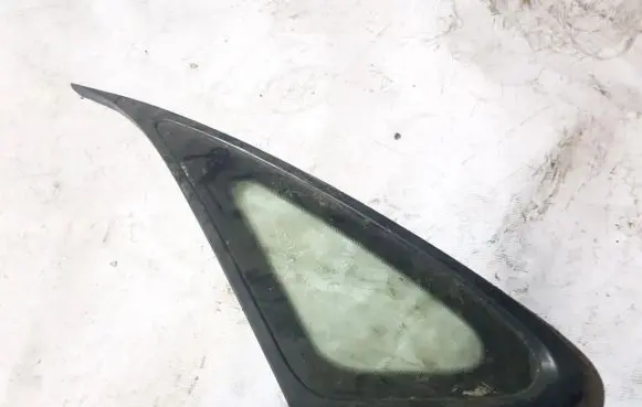 Mazda 626 Rear side window