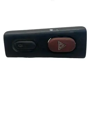 Renault Laguna I Central locking switch button 7700845435