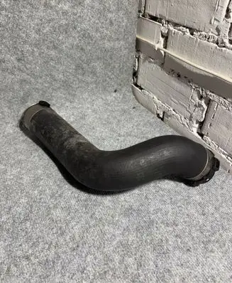 BMW 5 F10 F11 Intercooler hose/pipe 781061502