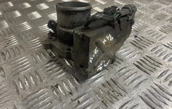 Toyota Avensis T250 Throttle valve
