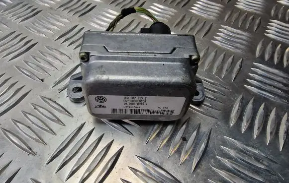 Volkswagen Touran I ESP acceleration yaw rate sensor 1K0907655B