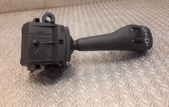 BMW 3 E46 Wiper speed switch 8363664