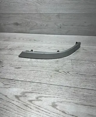 BMW 7 E65 E66 Rear/tail light trim molding 7155446 72758411