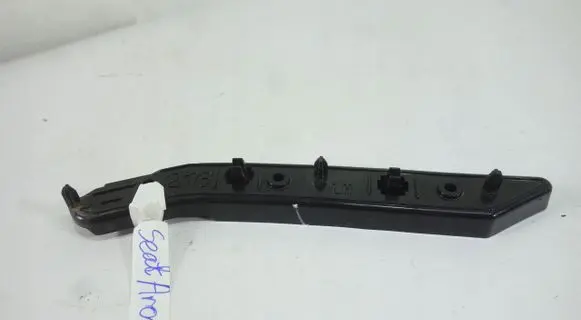 Seat Arona Front bumper mounting bracket 6F9807183