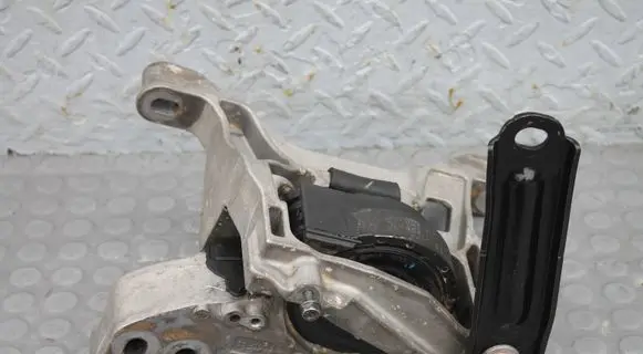 Mazda CX-30 Engine mount vacuum valve PODUSZKACX30