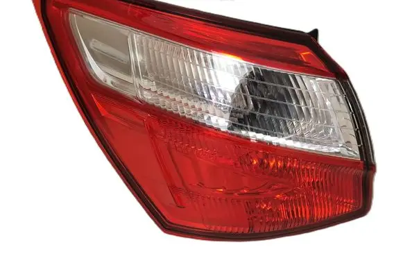 Nissan Qashqai Rear/tail lights ABSPC