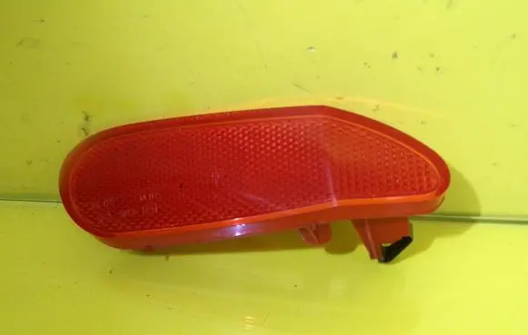 Rear tail light reflector