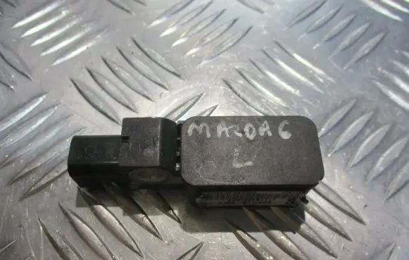 Mazda 6 Airbag deployment crash/impact sensor GJ6A-57-KC0