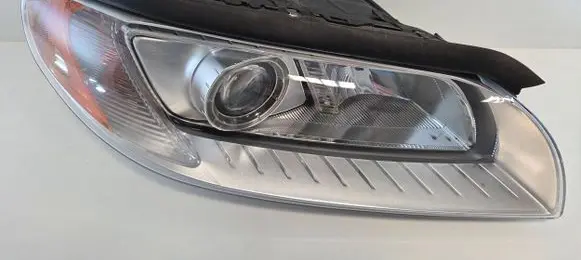 Volvo V70 Headlight/headlamp 31214348 6333200001