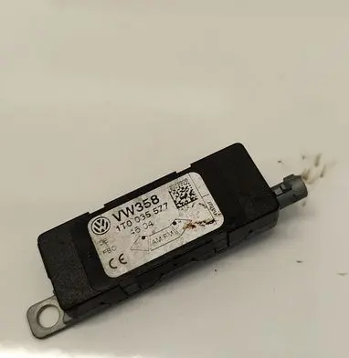 Volkswagen Touran I Antenna control unit 1T0035577