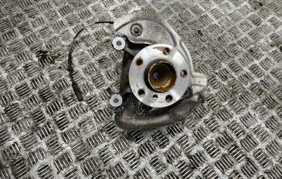 BMW i3 Front wheel hub