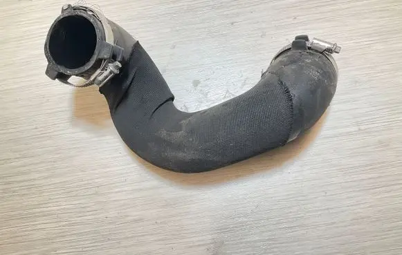 Audi A6 S6 C6 4F Intercooler hose/pipe 4F0145737