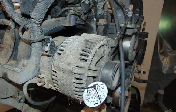 Ford Mondeo MK I Generator/alternator 93BB10300AG 93BB10300AE 0123212001