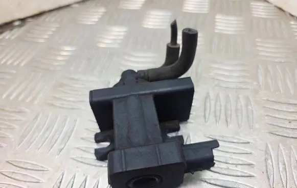Citroen C5 Turbo solenoid valve 9660693180