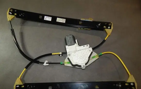 Audi A8 S8 D4 4H Front door window regulator with motor 4H0837462A