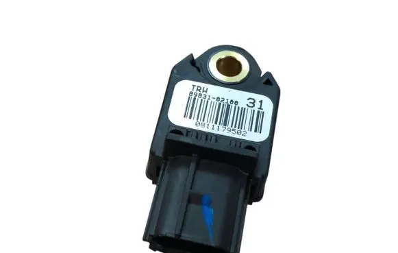 Toyota Auris 150 Airbag deployment crash/impact sensor 8983102100 89831-02100