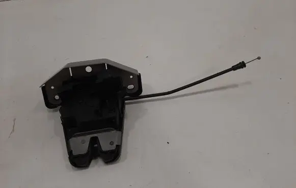 Volvo S90, V90 Tailgate/trunk/boot lock/catch/latch 31484599