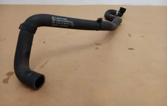 Mercedes-Benz A W176 Engine coolant pipe/hose A2468303396