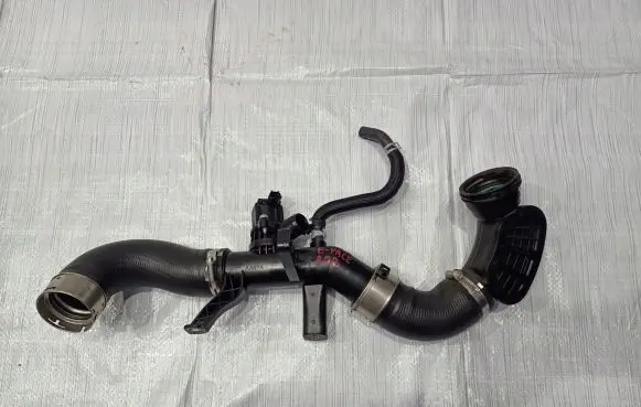 Jaguar E-Pace Intercooler hose/pipe LK726C782