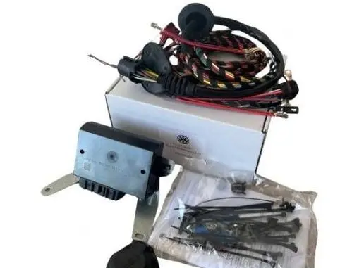 Volkswagen Golf VI Tow bar mounting accessories 5K0055204