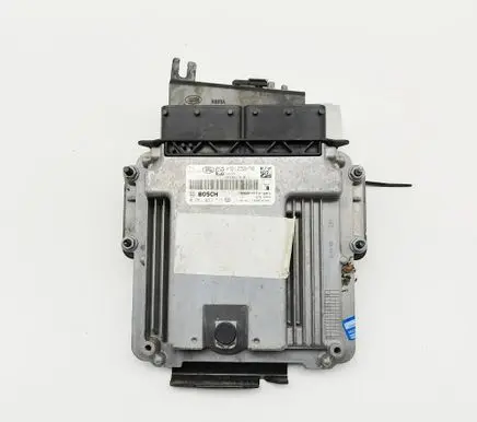 Land Rover Discovery 5 Engine control unit/module HY3212C520FAB 0281033773